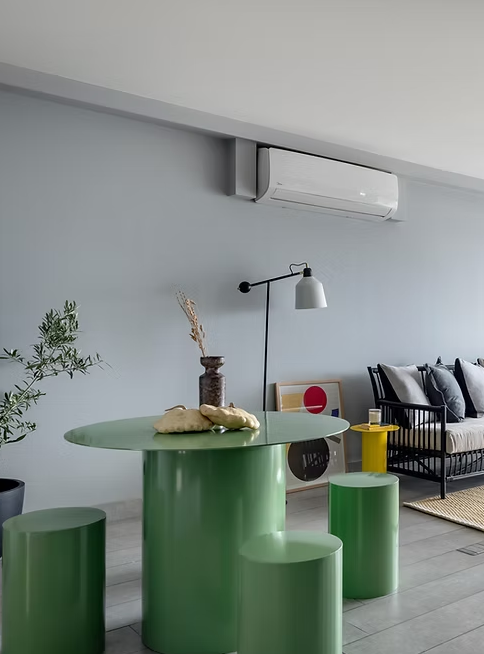 Mesa de Comedor + 4 pisos