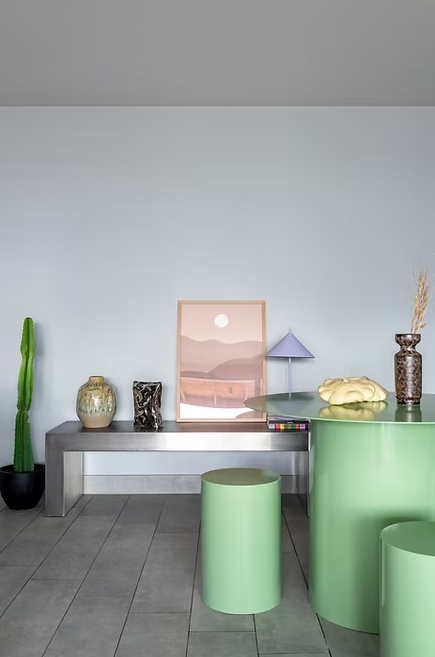 Mesa de Comedor + 4 pisos