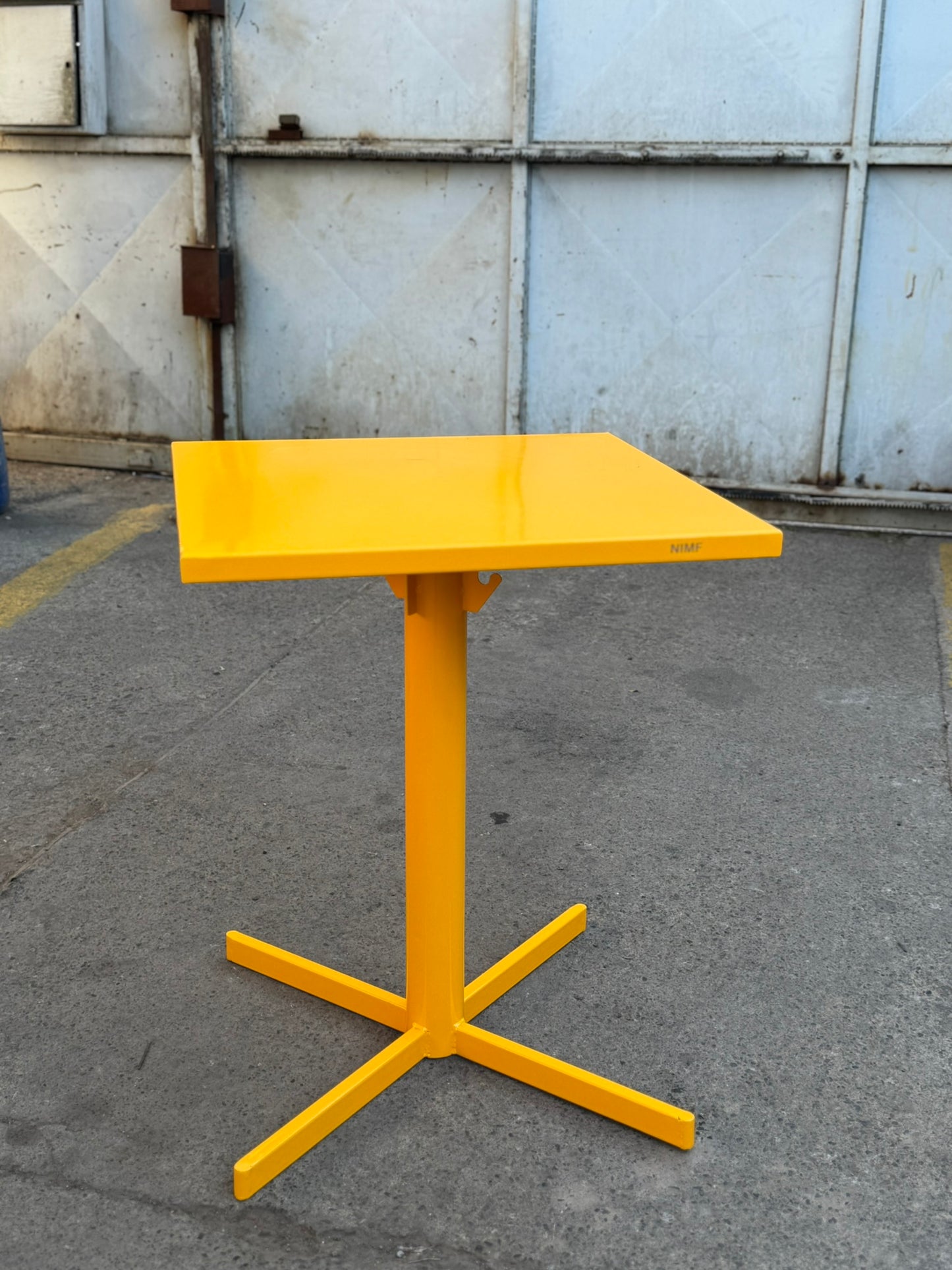 Mesa Marelli